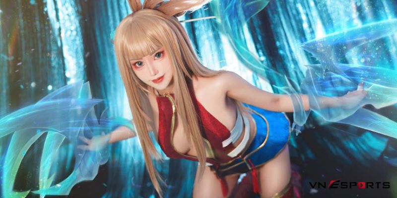 Coser HeDy gợi cảm với màn cosplay Aoi liên quân