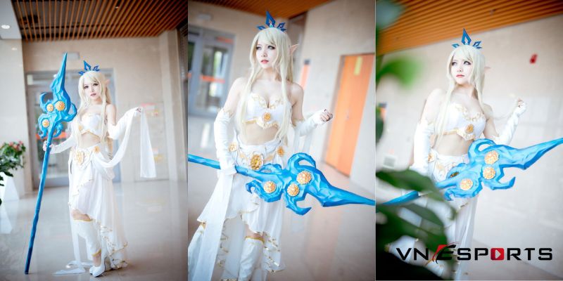 Cosplay Janna tạo dáng thướt tha trước máy ảnh