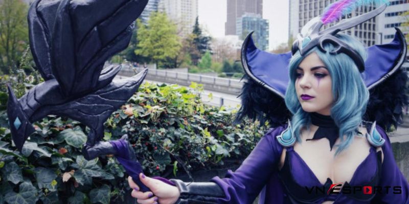 Cosplay Leblanc quạ đen u ám lol