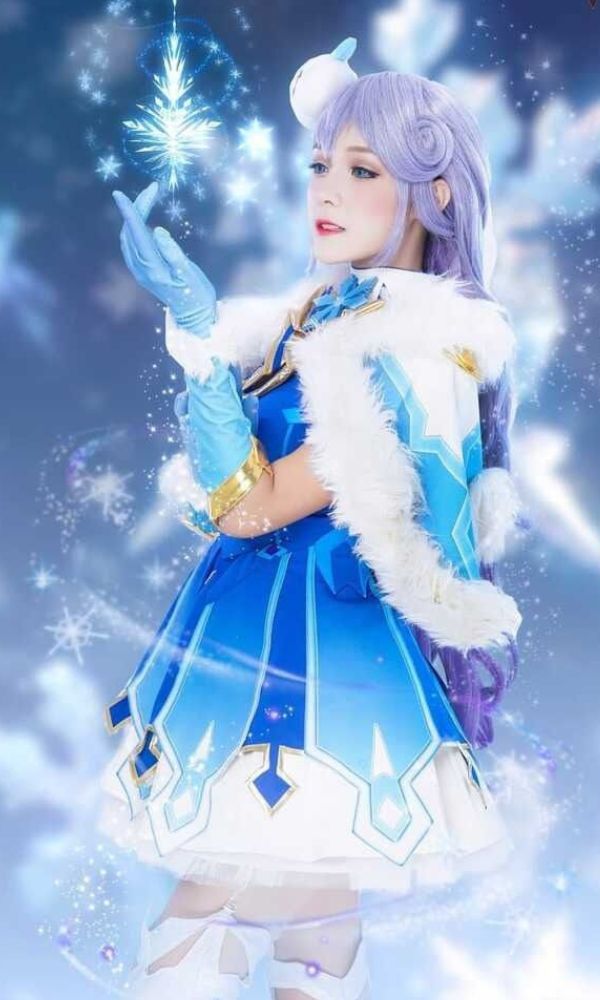 Cosplay liên quân Sinestrea tiểu thư băng giá (2)