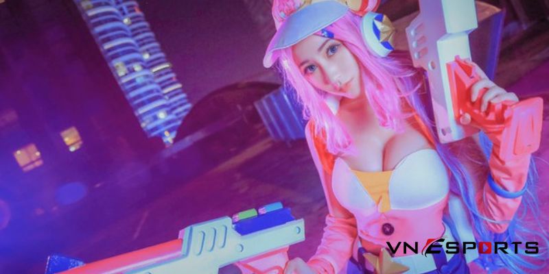 cosplay Miss Fortune giả lập cực phẩm