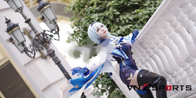 Eula cosplay bởi nữ coser Trung Quốc (3)