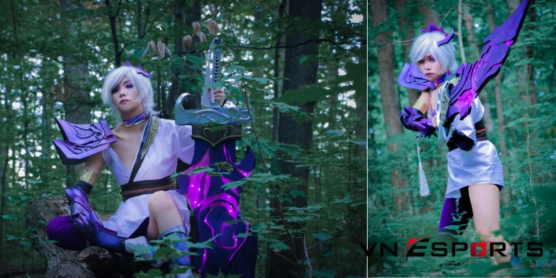 Spirit Blossom Riven cosplay với cây kiếm cực chất (2)