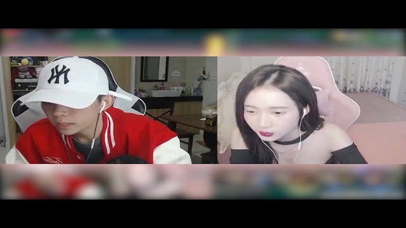 Streamer Mei Mei làm quen đàn anh trong nghề