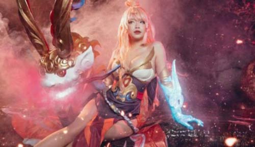 Đắm chìm trong màn cosplay liên quân Tel'annas trang phục vô cùng quyến rũ